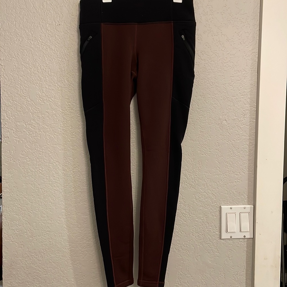 Athleta Fleece Fitted Maroon/Black‎ Joggers XS